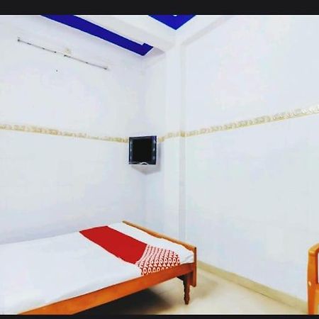Metro Lodge Hyderabad Ngoại thất bức ảnh