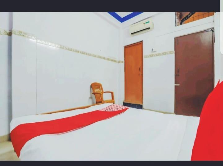 Metro Lodge Hyderabad Ngoại thất bức ảnh