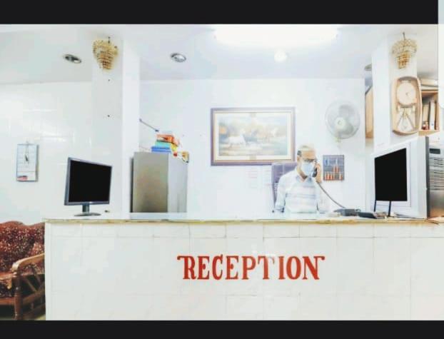 Metro Lodge Hyderabad Ngoại thất bức ảnh